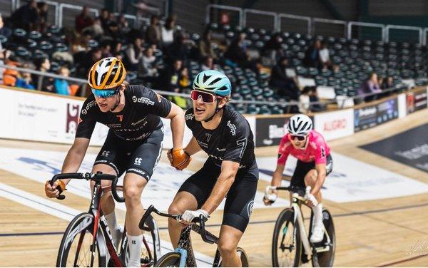 Justus Willemsen wint '4 Jours de Genève' voor Junioren
